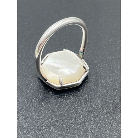 Kendra Scott Mother of Pearl Davis Sterling Silver Cocktail Ring Sz 5 - Picture 10 of 14